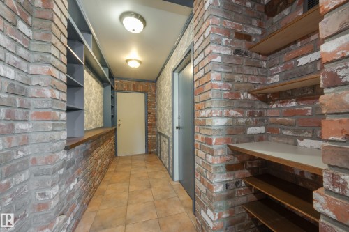4716 109 Avenue Nw, Edmonton, AB - Indoor Photo Showing Other Room