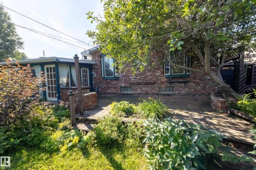4716 109 Avenue Nw, Edmonton, AB - Outdoor