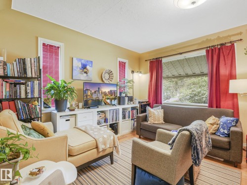 12203 126 Street Nw, Edmonton, AB - Indoor