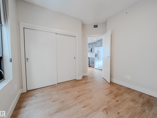 #304 11933 Jasper Av Nw, Edmonton, AB - Indoor Photo Showing Other Room