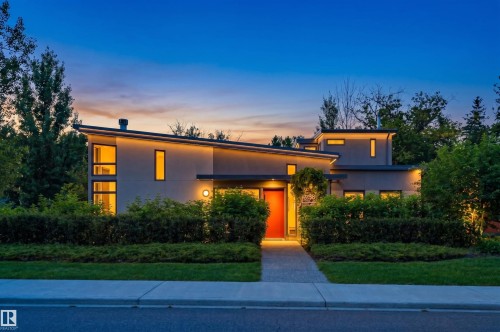 9758 86 Avenue Nw, Edmonton, AB - Outdoor