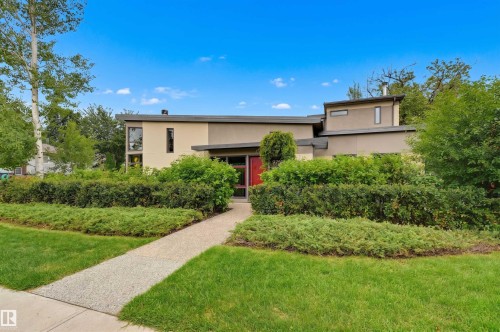 9758 86 Avenue Nw, Edmonton, AB - Outdoor