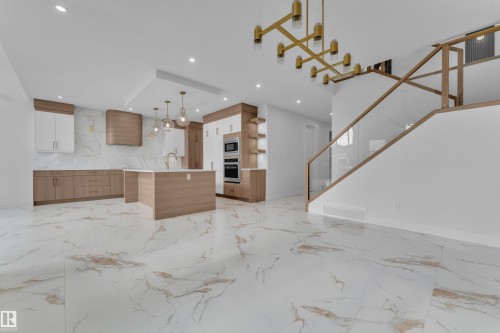 3053 7A Avenue Sw, Edmonton, AB - Indoor
