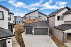 3053 7A Avenue SW  Edmonton, AB T6X 3M4