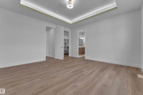 3053 7A Avenue Sw, Edmonton, AB - Indoor Photo Showing Other Room