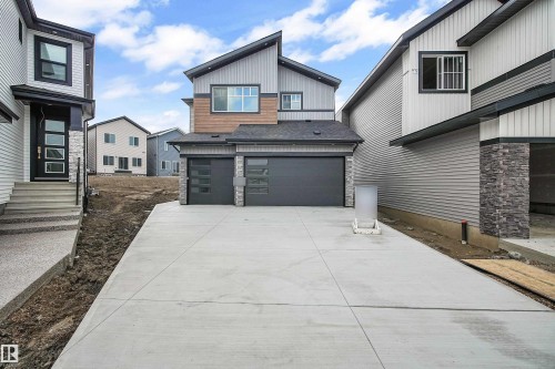 3053 7A Avenue Sw, Edmonton, AB - Outdoor