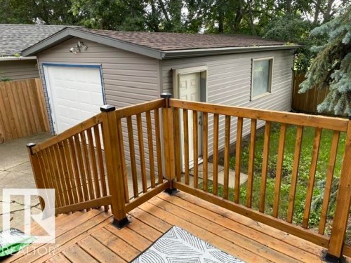 Oversized Single Garage - 27 Gatewood Avenue, St. Albert, AB - Outdoor With Deck Patio Veranda With Exterior