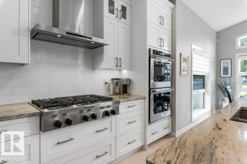 28 Legacy Terrace, St. Albert, AB - Indoor Photo Showing Kitchen With Upgraded Kitchen