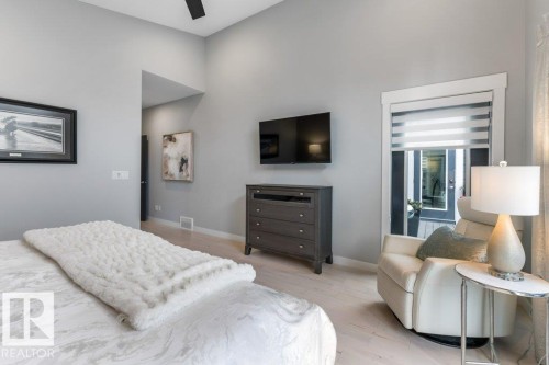 28 Legacy Terrace, St. Albert, AB - Indoor Photo Showing Bedroom