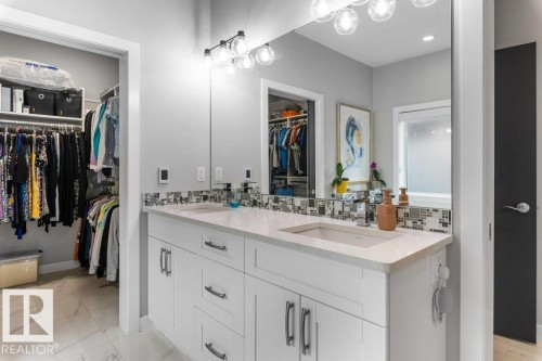 28 Legacy Terrace, St. Albert, AB - Indoor Photo Showing Bathroom