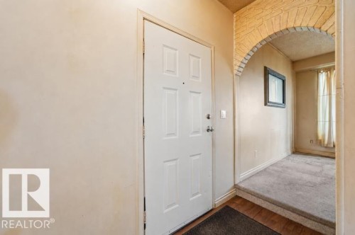4305 35 Street Nw, Edmonton, AB - Indoor Photo Showing Other Room