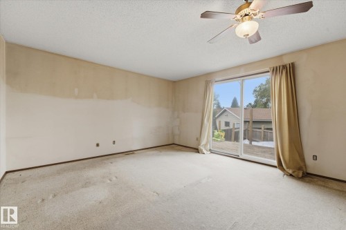 4305 35 Street Nw, Edmonton, AB - Indoor Photo Showing Other Room