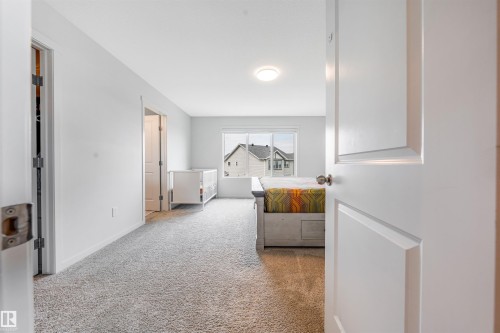 17072 45 Street Nw, Edmonton, AB - Indoor