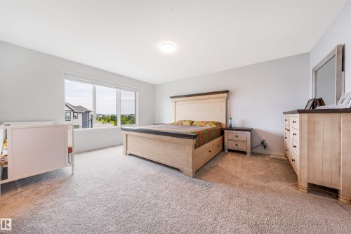 17072 45 Street Nw, Edmonton, AB - Indoor Photo Showing Bedroom