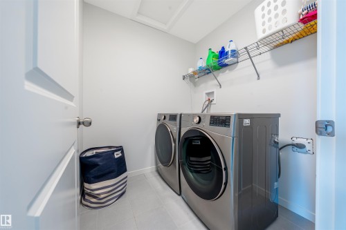 17072 45 Street Nw, Edmonton, AB - Indoor Photo Showing Laundry Room