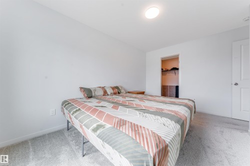 17072 45 Street Nw, Edmonton, AB - Indoor Photo Showing Bedroom