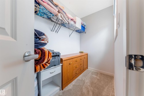 17072 45 Street Nw, Edmonton, AB - Indoor With Storage