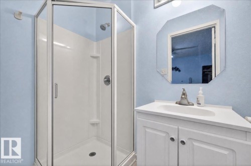 Walk-in shower with clear glass enclosure and chrome fixtures - 121 51205 Range Road 195, Rural Beaver County, AB - Indoor Photo Showing Bathroom