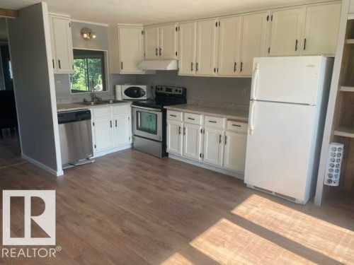 450 Evergreen Park Northwest, Edmonton, AB - Indoor Photo Showing Kitchen With Double Sink