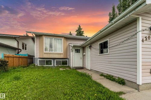 4516 18A Avenue Nw, Edmonton, AB - Outdoor
