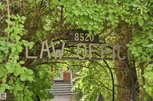 8520 104 Street Nw, Edmonton, AB - Outdoor
