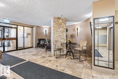 #1004 10045 117 St Nw, Edmonton, AB - Indoor Photo Showing Other Room