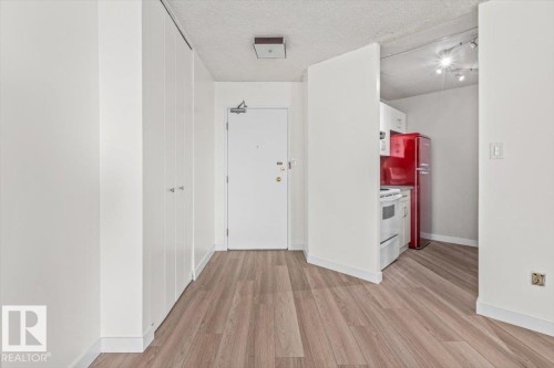 #1004 10045 117 St Nw, Edmonton, AB - Indoor Photo Showing Other Room