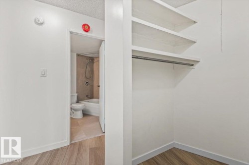 #1004 10045 117 St Nw, Edmonton, AB - Indoor Photo Showing Other Room