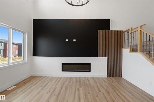1786 Crossbill Loop Nw, Edmonton, AB - Indoor With Fireplace