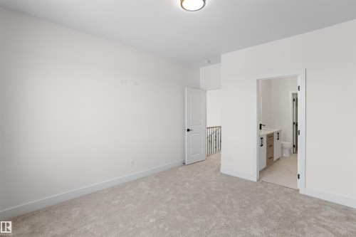 1786 Crossbill Loop Nw, Edmonton, AB - Indoor Photo Showing Other Room