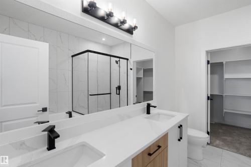 1786 Crossbill Loop Nw, Edmonton, AB - Indoor Photo Showing Bathroom