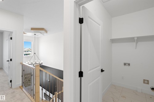1786 Crossbill Loop Nw, Edmonton, AB - Indoor Photo Showing Other Room