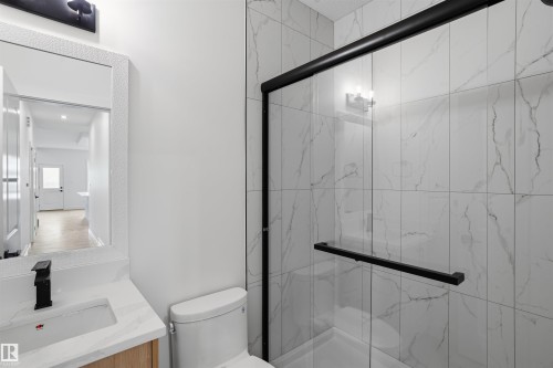 1786 Crossbill Loop Nw, Edmonton, AB - Indoor Photo Showing Bathroom