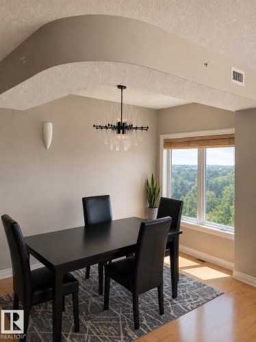 #901 11111 82 Av Nw, Edmonton, AB - Indoor Photo Showing Dining Room