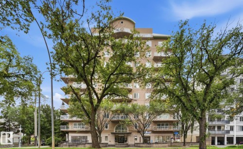 #901 11111 82 Av Nw, Edmonton, AB - Outdoor