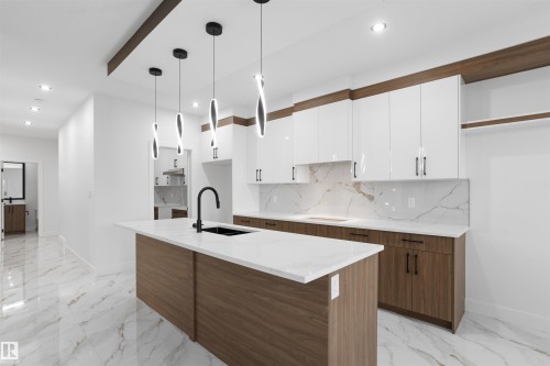 803 158 Avenue Ne, Edmonton, AB - Indoor Photo Showing Kitchen With Upgraded Kitchen