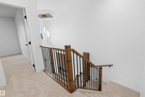 803 158 Avenue Ne, Edmonton, AB - Indoor Photo Showing Other Room