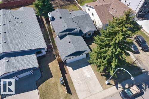 4209 25 Avenue Nw, Edmonton, AB - Outdoor