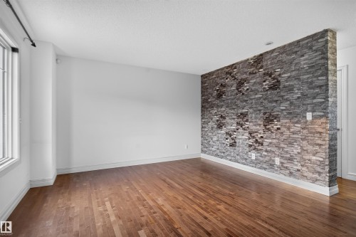 #69 3625 144 Av Nw, Edmonton, AB - Indoor Photo Showing Other Room