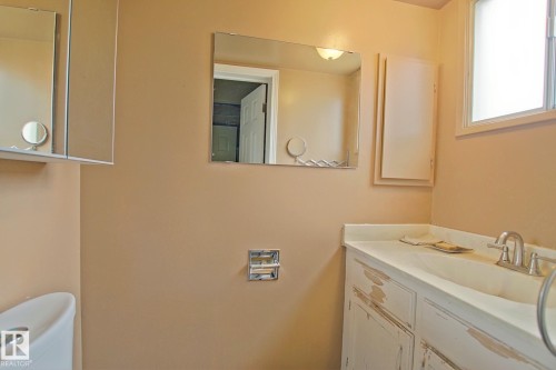 Additional content - 18107 89 Avenue Nw, Edmonton, AB - Indoor Photo Showing Bathroom