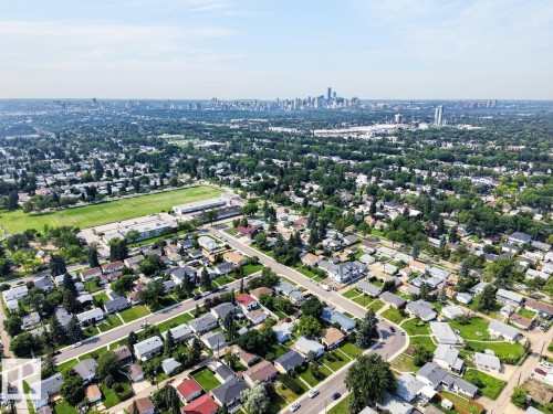 7607 75 Avenue Nw, Edmonton, AB - Outdoor With View