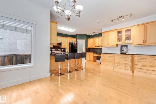 1508 68 Street Sw, Edmonton, AB - Indoor