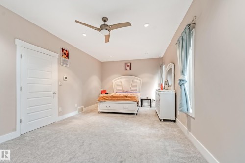 1508 68 Street Sw, Edmonton, AB - Indoor