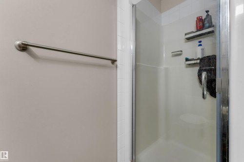 #227 148 Ebbers Bv Nw, Edmonton, AB - Indoor Photo Showing Bathroom