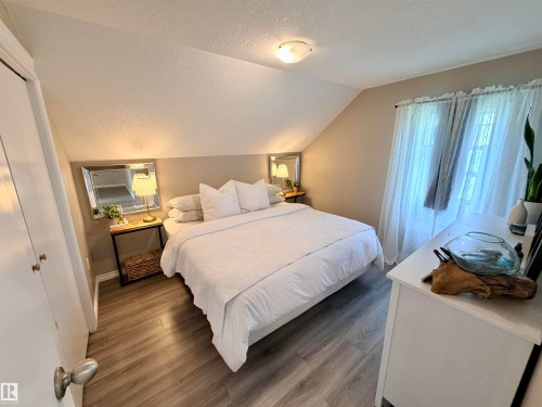 58571 Rr 90, Rural St. Paul County, AB - Indoor Photo Showing Bedroom