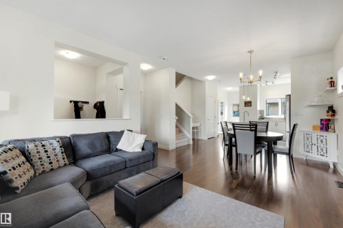 171 Hawks Ridge Boulevard Nw, Edmonton, AB - Indoor Photo Showing Living Room