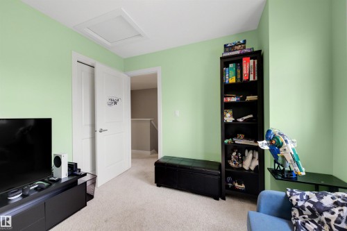 171 Hawks Ridge Boulevard Nw, Edmonton, AB - Indoor