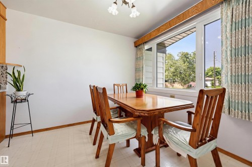14711 82 Avenue Nw, Edmonton, AB - Indoor Photo Showing Dining Room