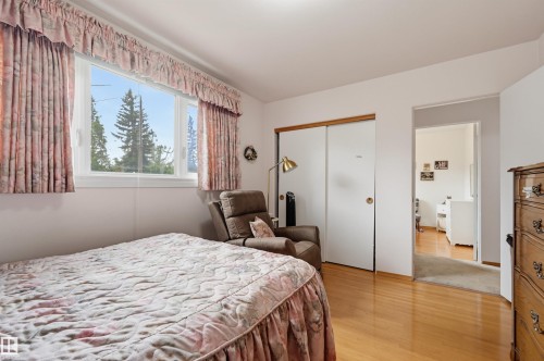 14711 82 Avenue Nw, Edmonton, AB - Indoor Photo Showing Bedroom