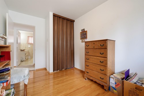 14711 82 Avenue Nw, Edmonton, AB - Indoor